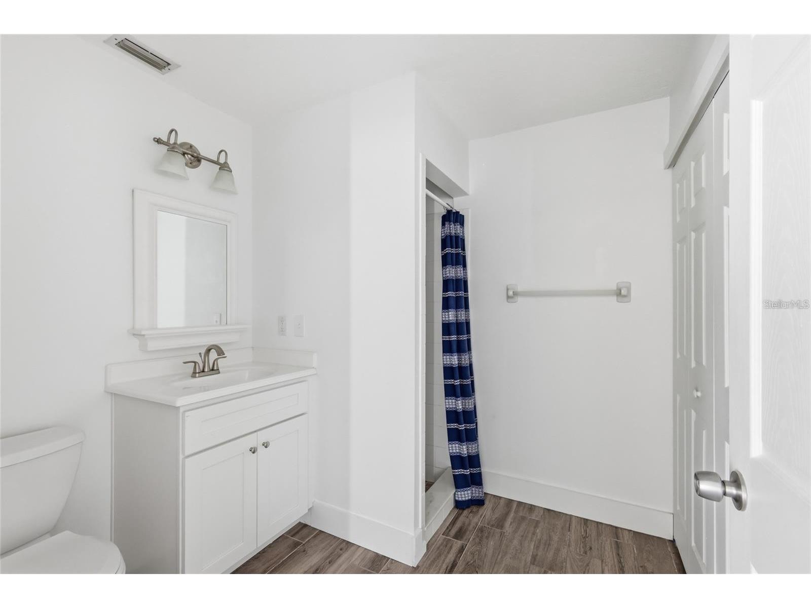 1524 & 1528 28th Street W Bradenton FL 34205 A4682232 image11