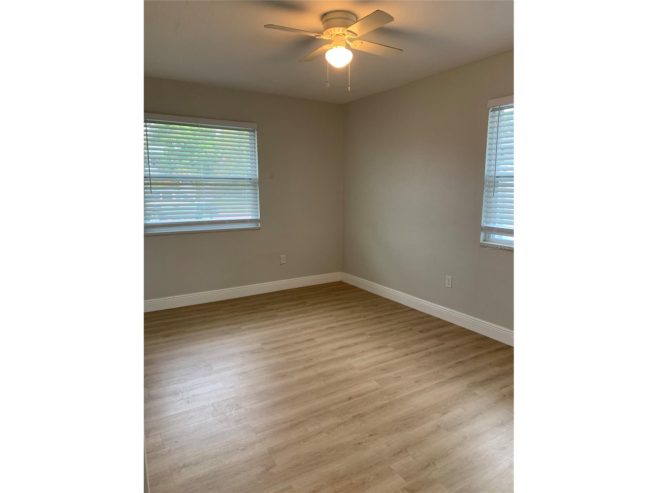 1524 18th Avenue N Saint Petersburg FL 33704 A4694701 image10