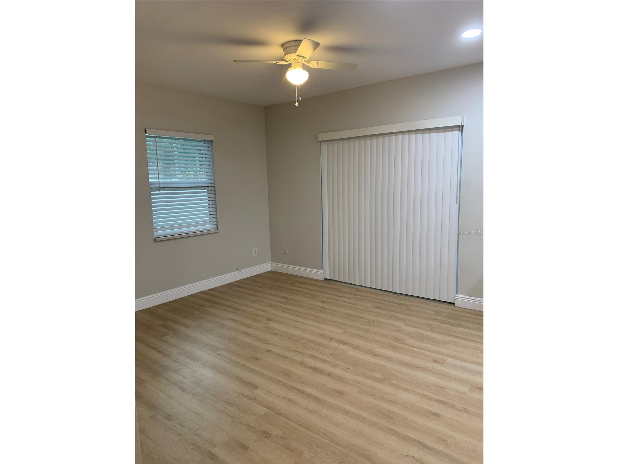 1524 18th Avenue N Saint Petersburg FL 33704 A4694701 image23