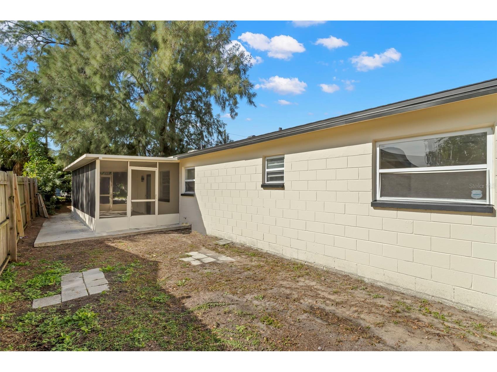 1524 Arizona Ave Saint Petersburg FL 33703 O6416875 image15