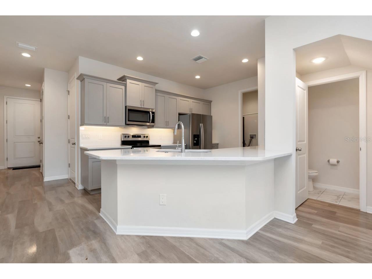 1524 Blue Sea Street Clearwater FL 33756 TB8500541 image4