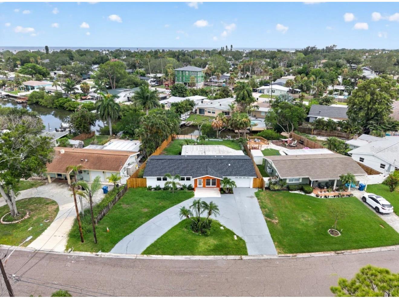1524 Carson Circle NE Saint Petersburg FL 33703 TB8526926 image34