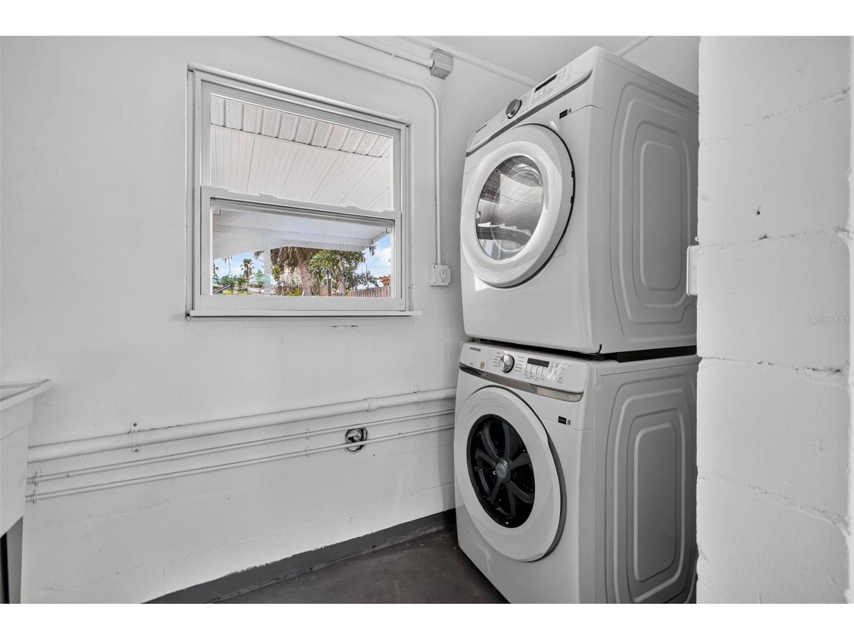 1524 Carson Circle NE Saint Petersburg FL 33703 TB8526926 image37