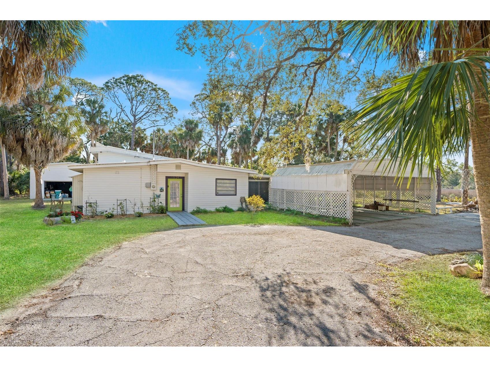 1524 Indian Bay Road Hernando Beach FL 34607 TB8481004 image1