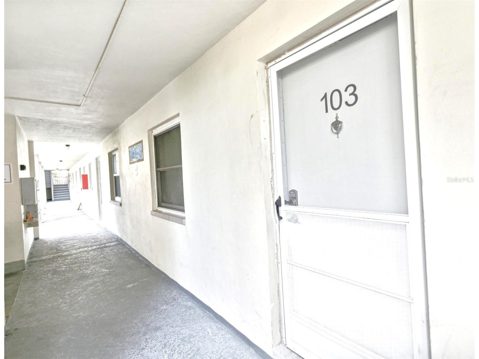 1524 Lakeview Road #103 Clearwater FL 33756 W7880356 image5