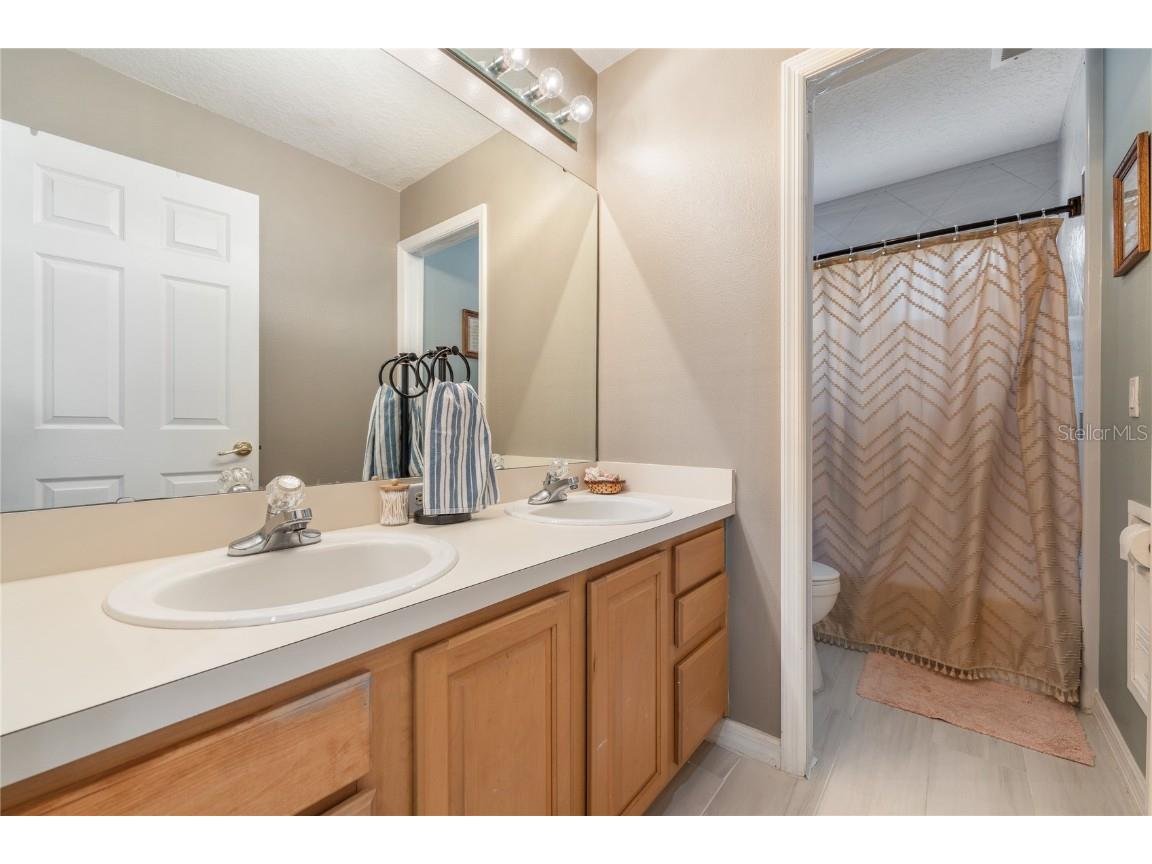1524 The Oaks Boulevard Kissimmee FL 34746 O6371236 image21