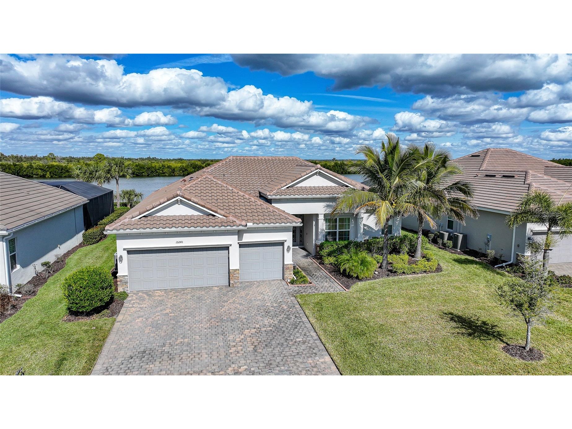 15240 Spanish Point Drive Port Charlotte FL 33981 - BUTTERFORD WATERWAY C7521128 image2