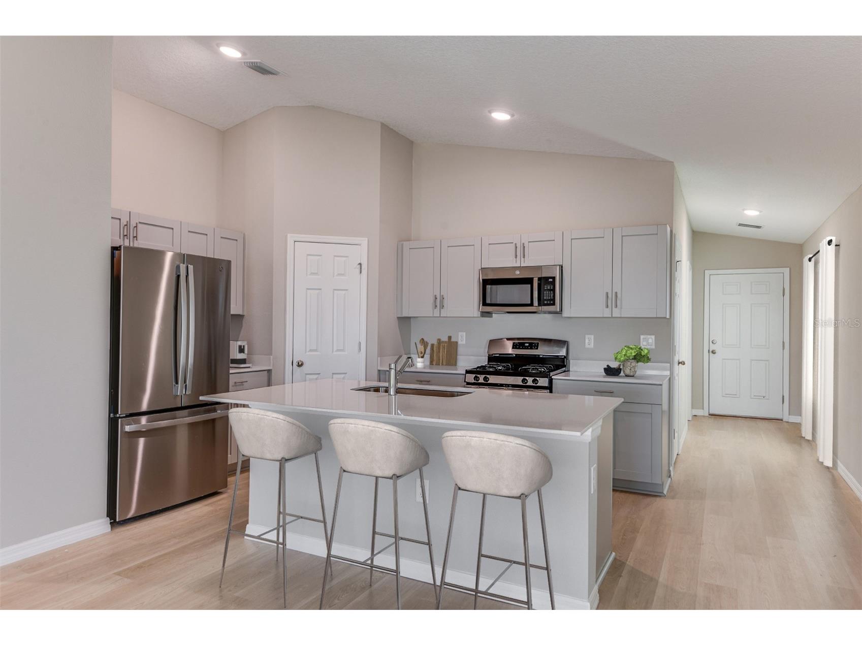 15241 Maude Landing Loop Wimauma FL 33598 TB8487582 image3