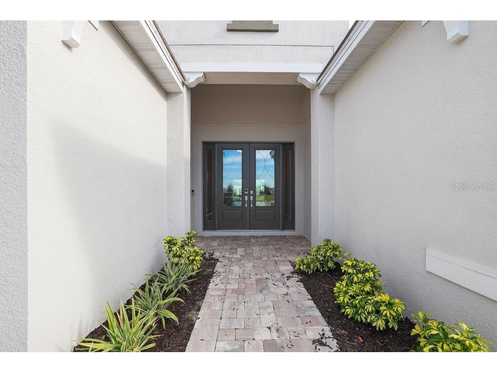 15246 Contenta Loop Bradenton FL 34211 A4685421 image2