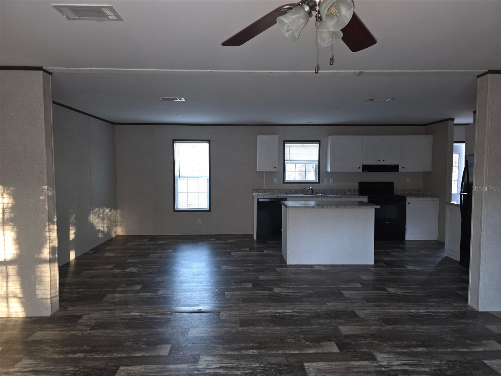 15246 Peace Boulevard Spring Hill FL 34610 W7885055 image3