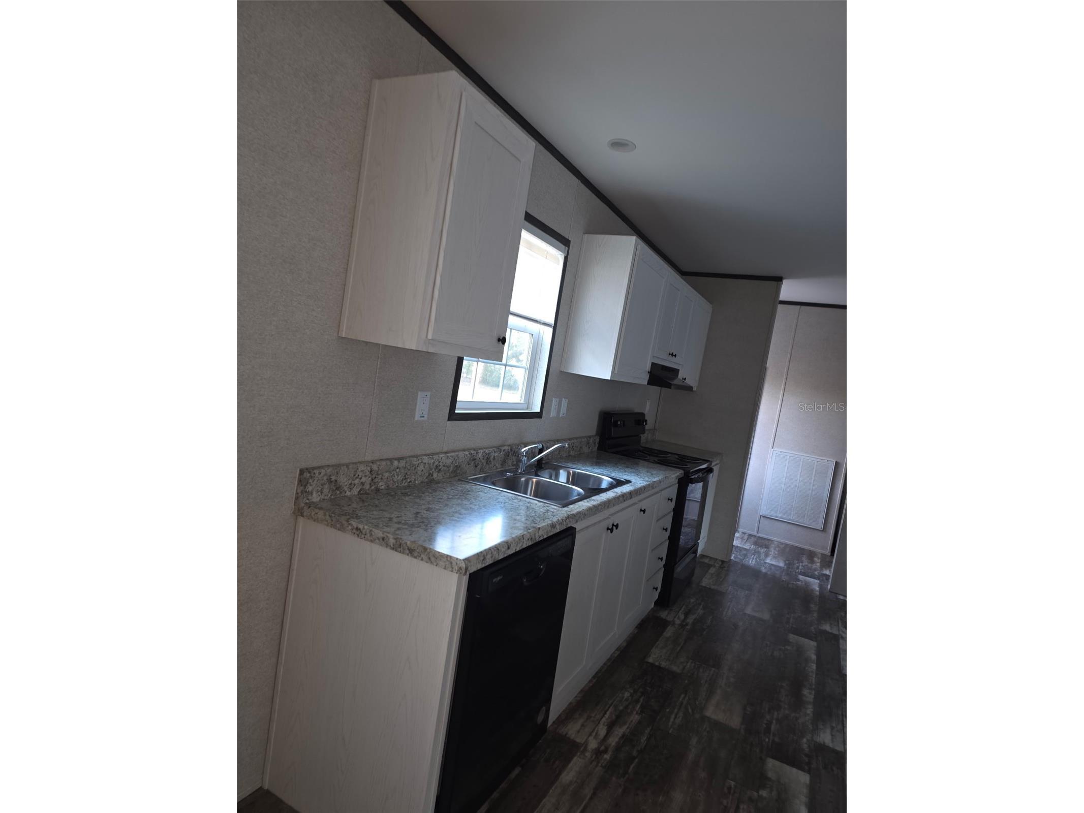 15246 Peace Boulevard Spring Hill FL 34610 W7885055 image8