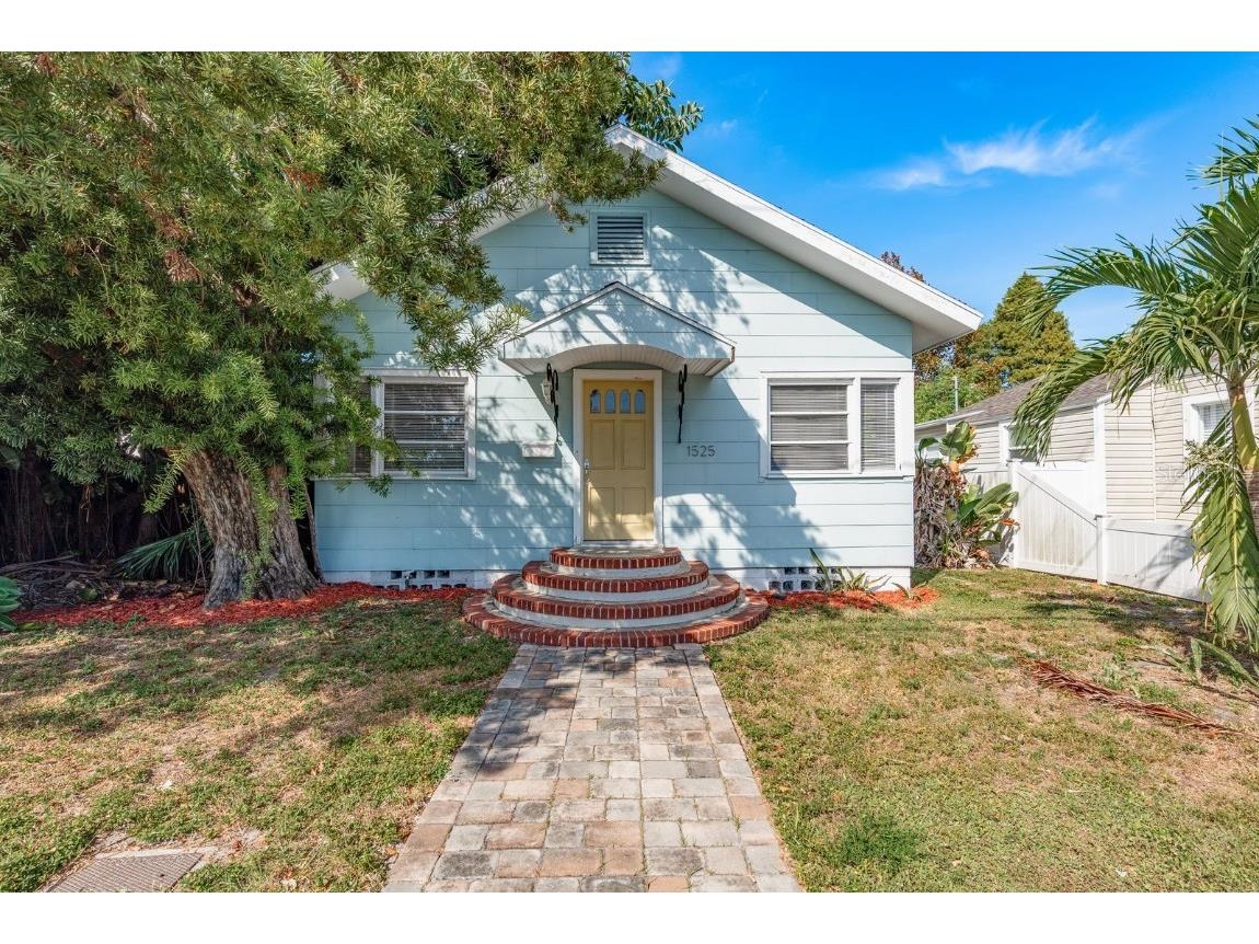 1525 38th Avenue N Saint Petersburg FL 33704 TB8439701 image1