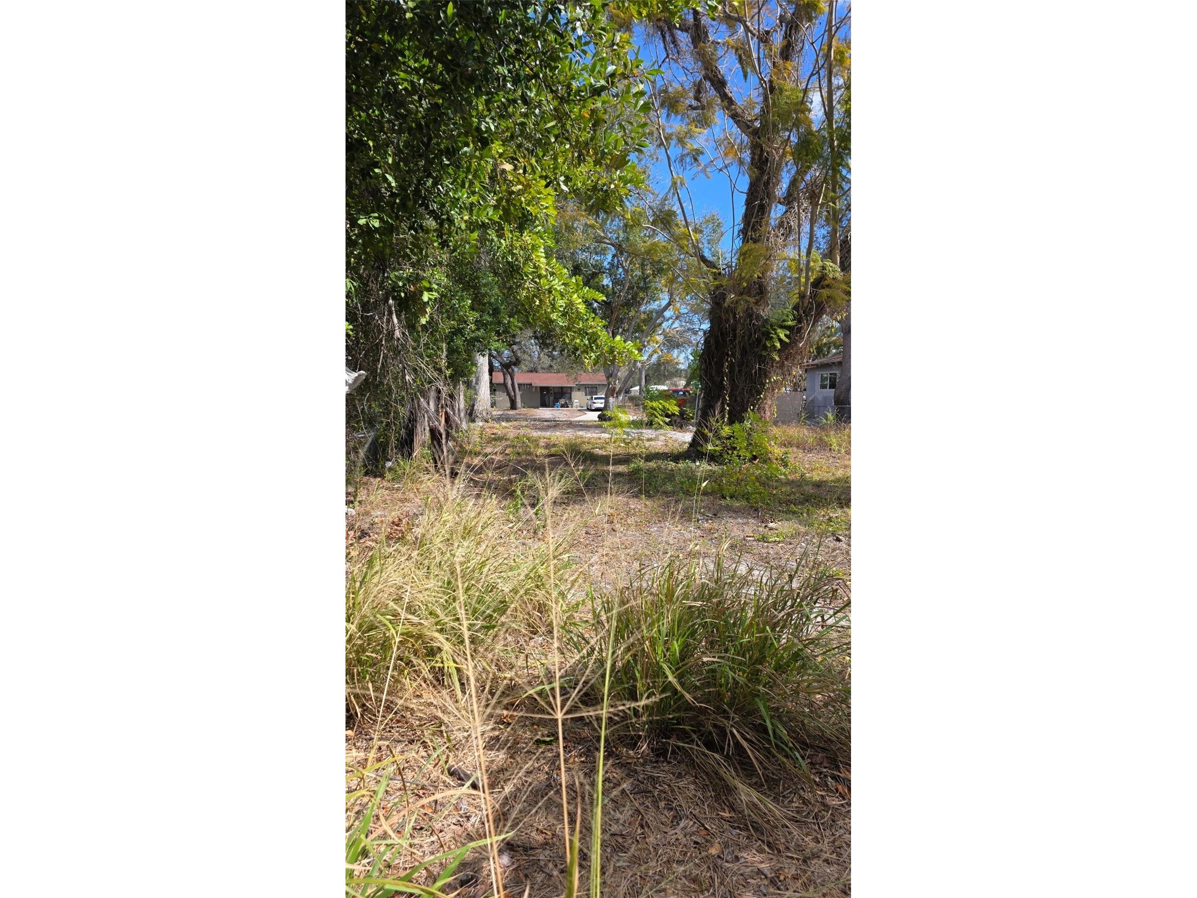 1525 41st Street S Saint Petersburg FL 33711 W7882639 image1