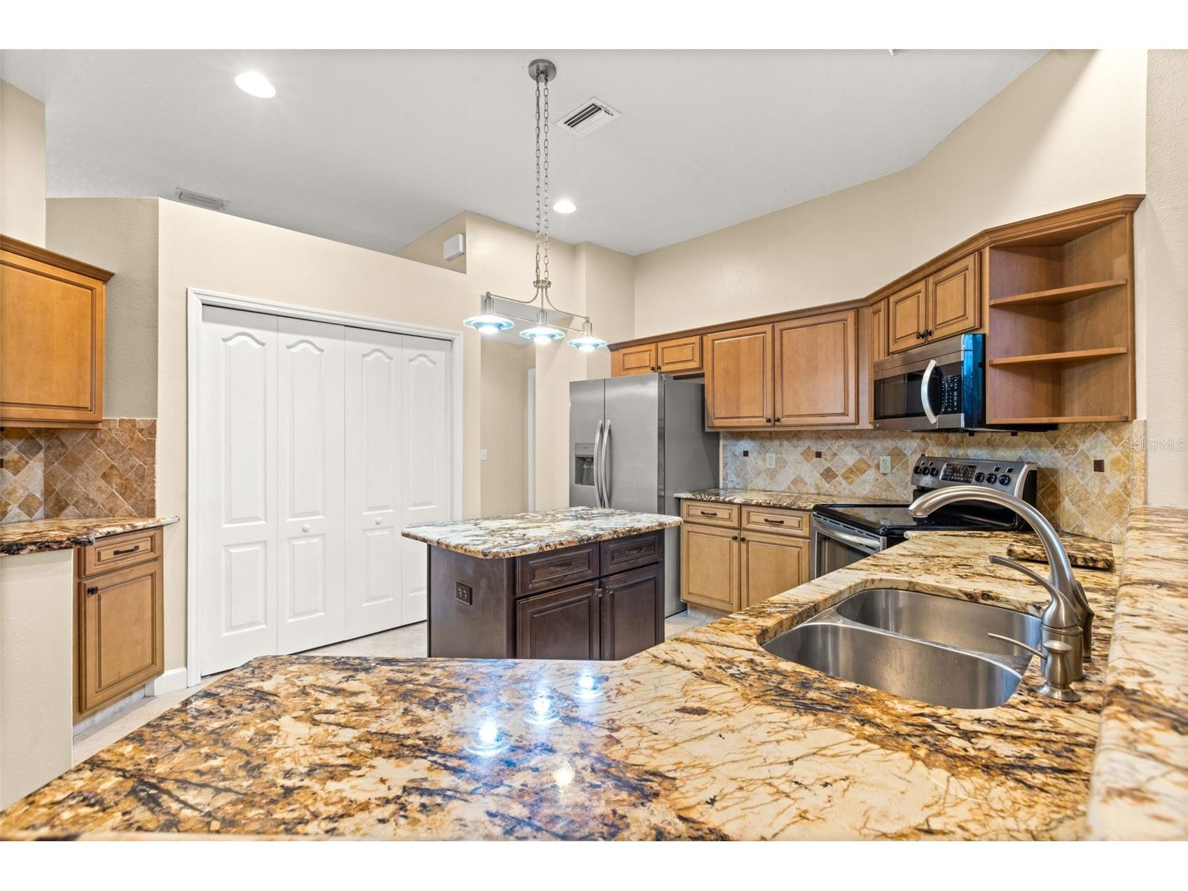 1525 Crooked Stick Drive Valrico FL 33596 TB8474896 image13