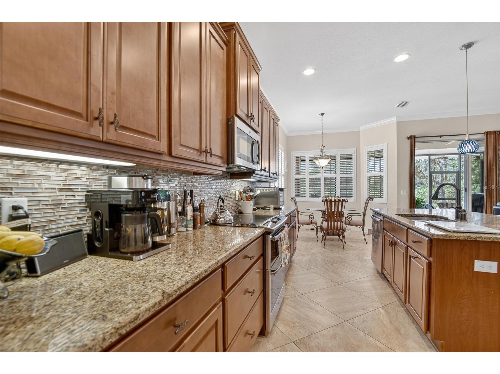 1525 Emerald Dunes Drive Sun City Center FL 33573 TB8506035 image17
