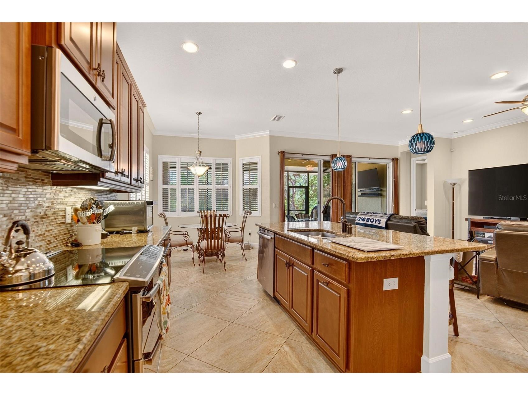 1525 Emerald Dunes Drive Sun City Center FL 33573 TB8506035 image18
