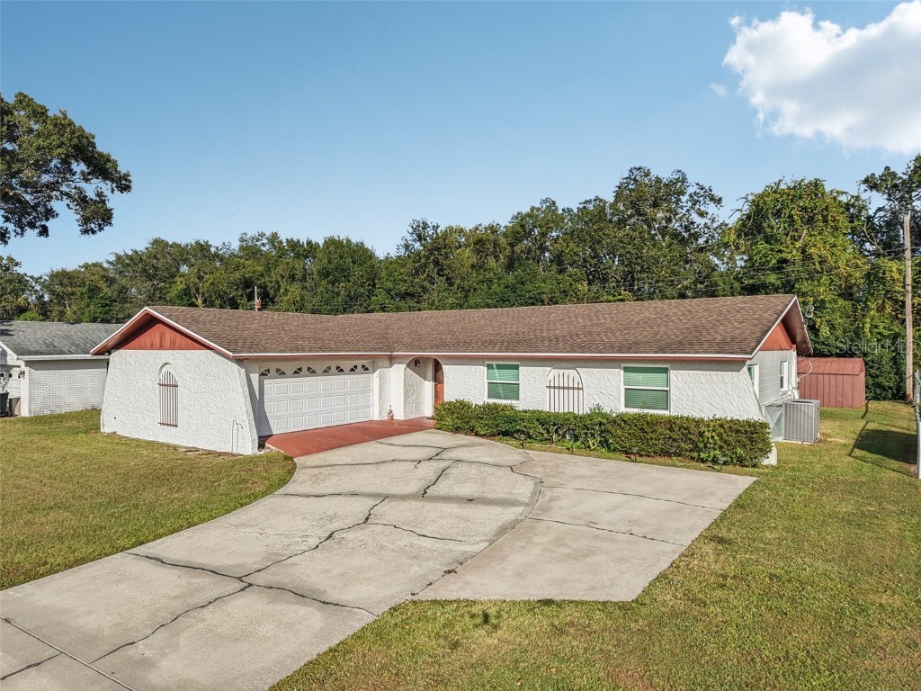 1525 Leslie Drive Lakeland FL 33801 L4957115 image1