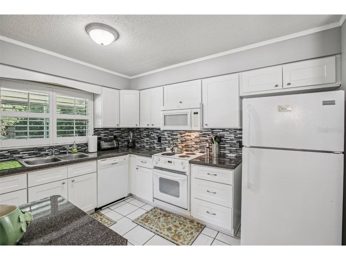 1525 Leslie Drive Lakeland FL 33801 L4957115 image16