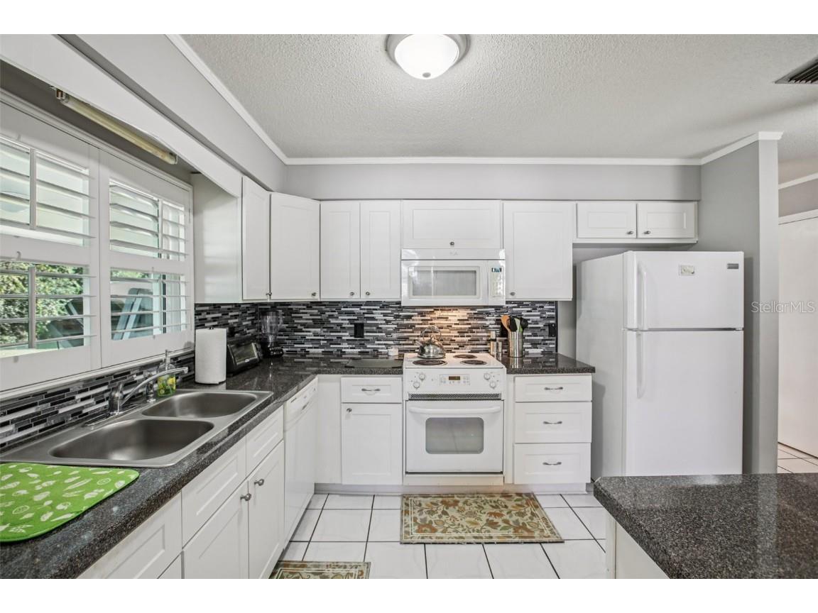 1525 Leslie Drive Lakeland FL 33801 L4957115 image17