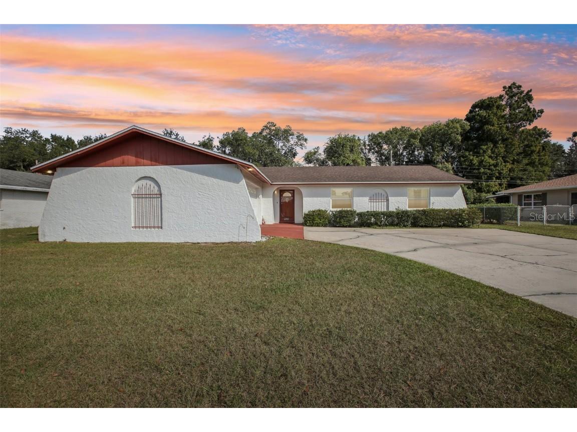 1525 Leslie Drive Lakeland FL 33801 L4957115 image2