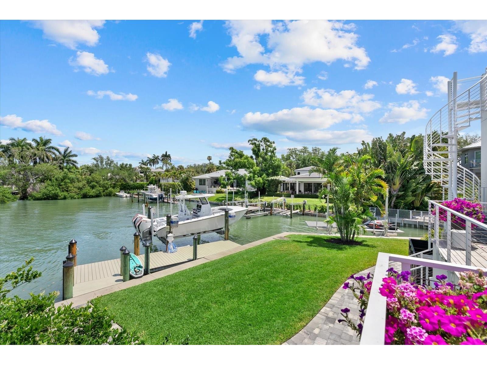 1525 Mallard Lane Sarasota FL 34239 A4692537 image89