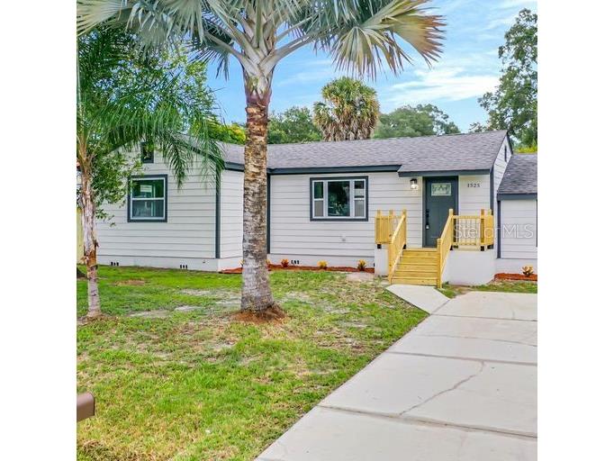 1525 W River Shore Way Tampa FL 33603 A4580379 image1