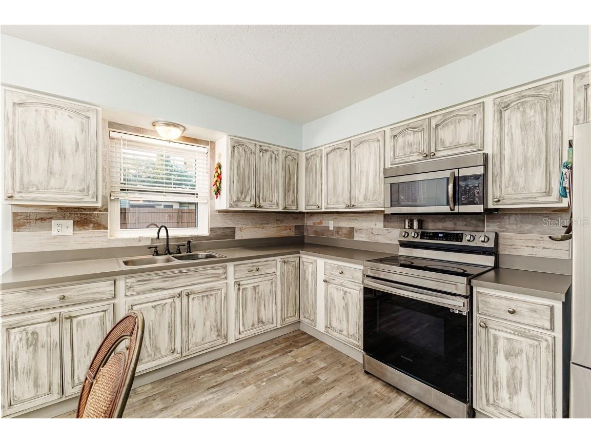 1526 E Edgewood Drive Lakeland FL 33803 L4957299 image16