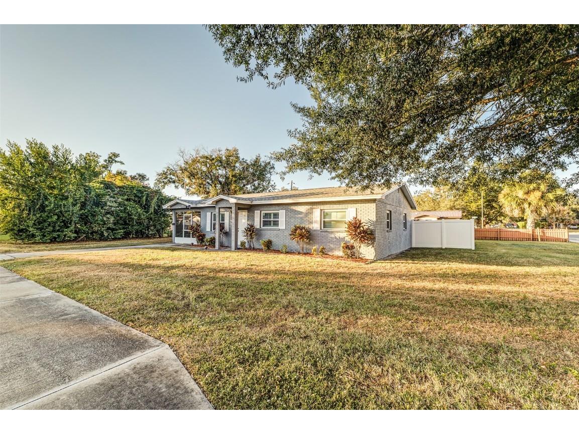 1526 E Edgewood Drive Lakeland FL 33803 L4957299 image2