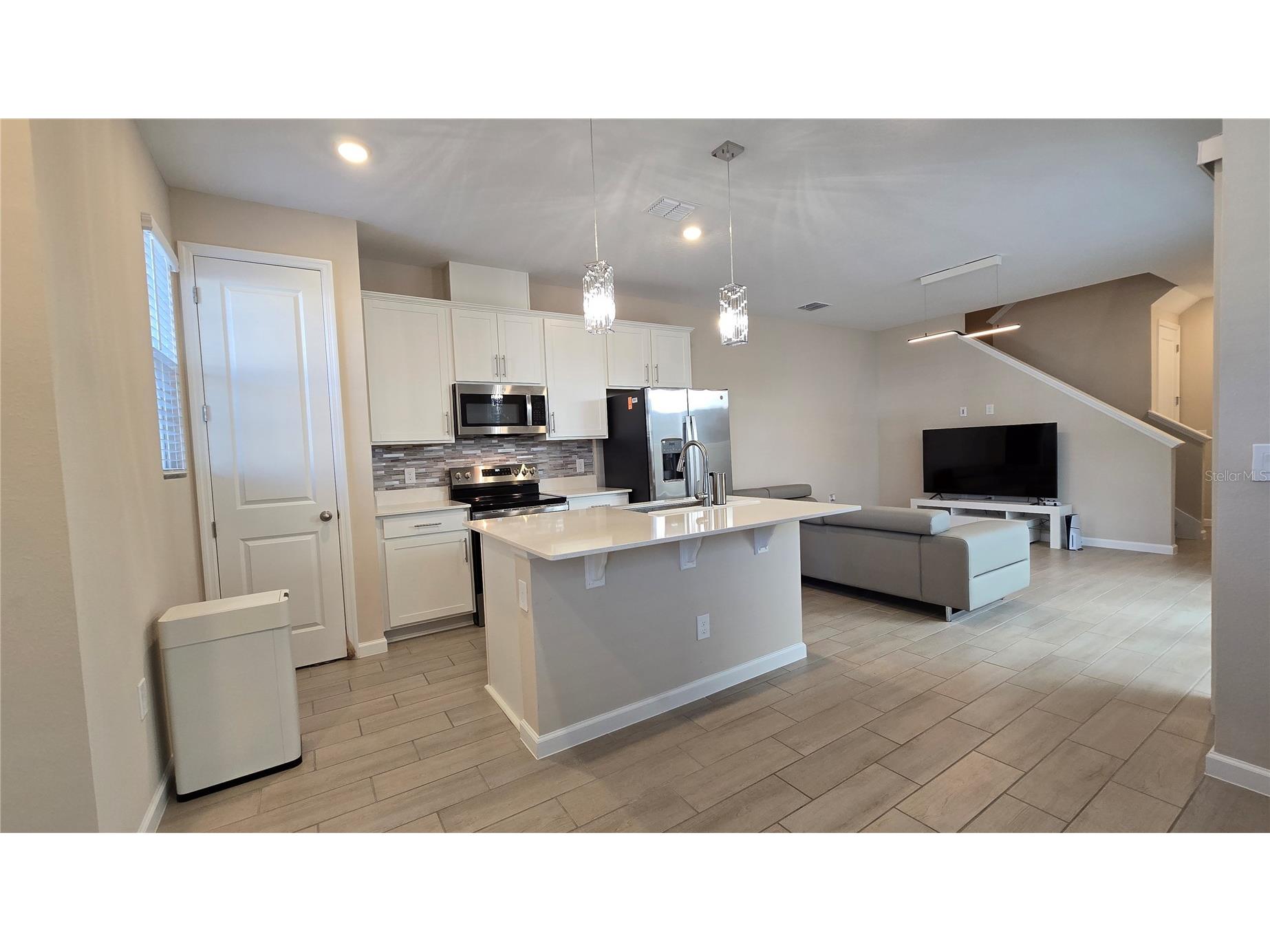 1526 Erin Breeze Lane Kissimmee FL 34744 S5143705 image6