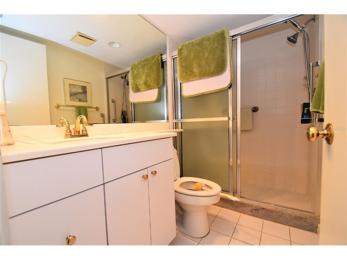 1526 Pelican Point Drive #BA144 Sarasota FL 34231 A4501889 image8