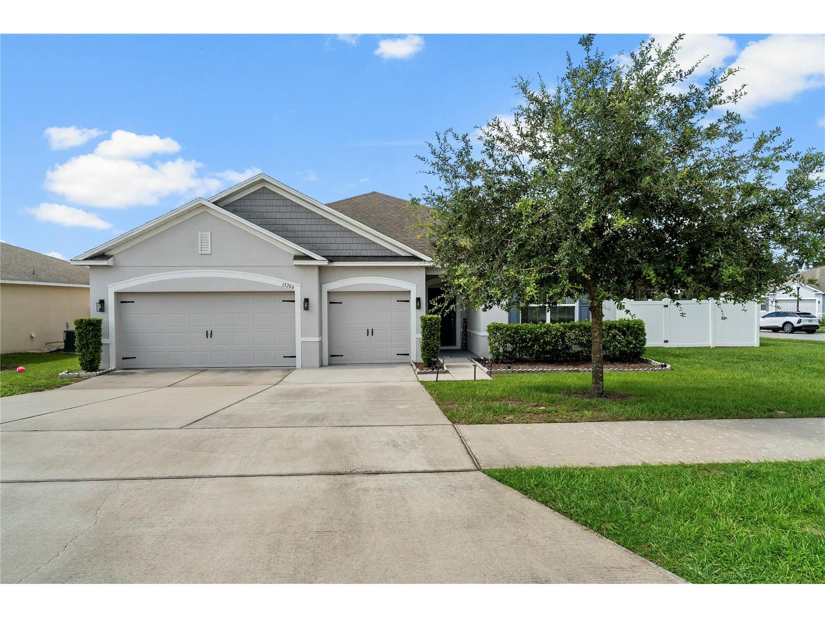 15266 Aquarius Way Mascotte FL 34753 O6420080 image2