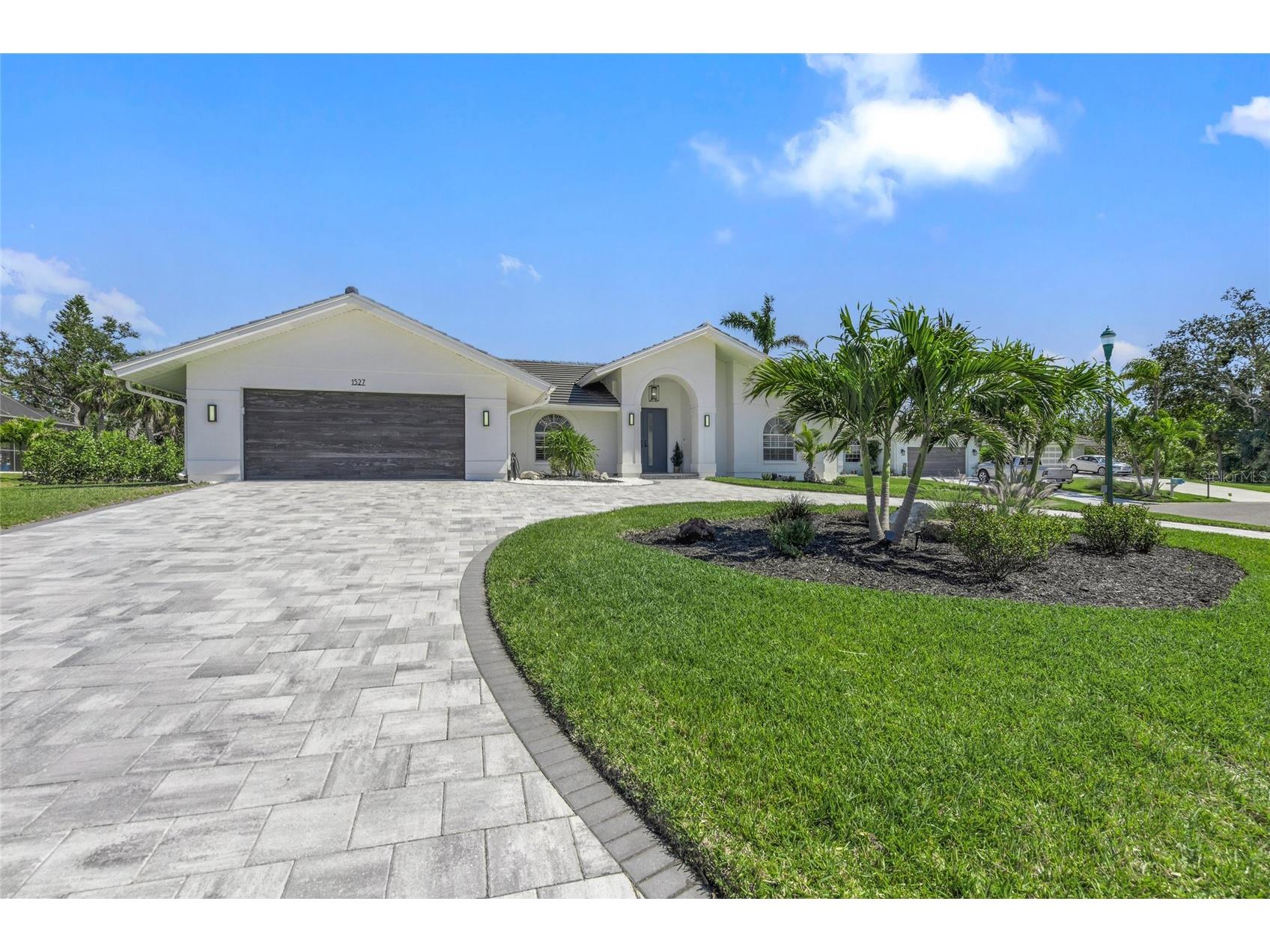 1527 Buoy Lane Osprey FL 34229 A4688266 image1
