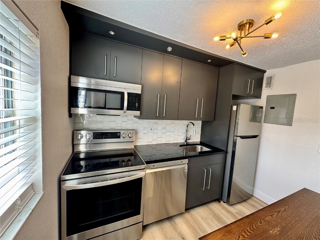 1527 Catherine Street #28 Orlando FL 32801 O6351886 image7