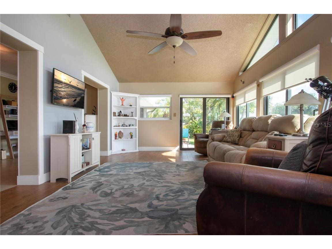 1527 Fort Duquesna Drive Sun City Center FL 33573 - Mirror Lake TB8420681 image12