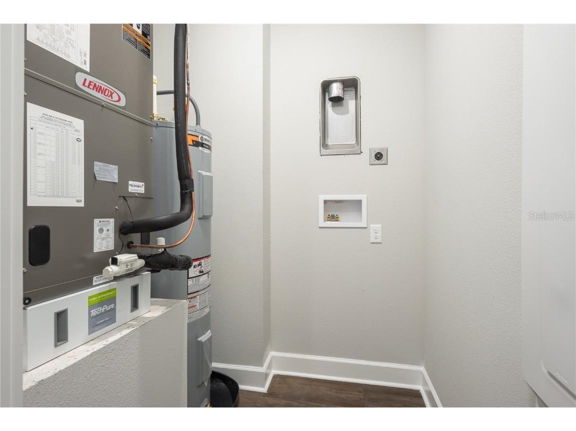 1527 N Morgan Street Tampa FL 33602 TB8423171 image44