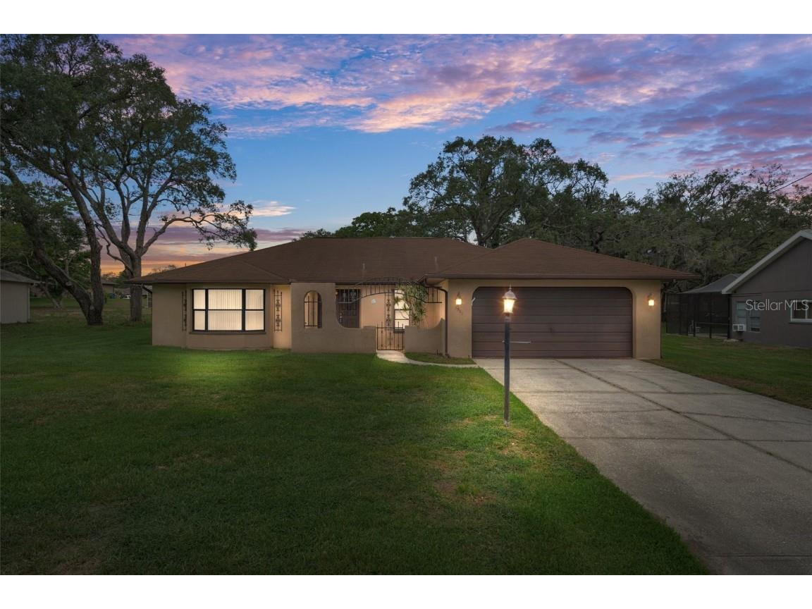 1527 Piper Road Spring Hill FL 34606 W7854791 image1