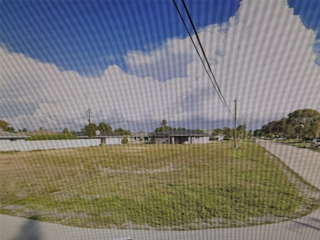 1527 SE 20th Place Cape Coral FL 33990 V4941150 image1
