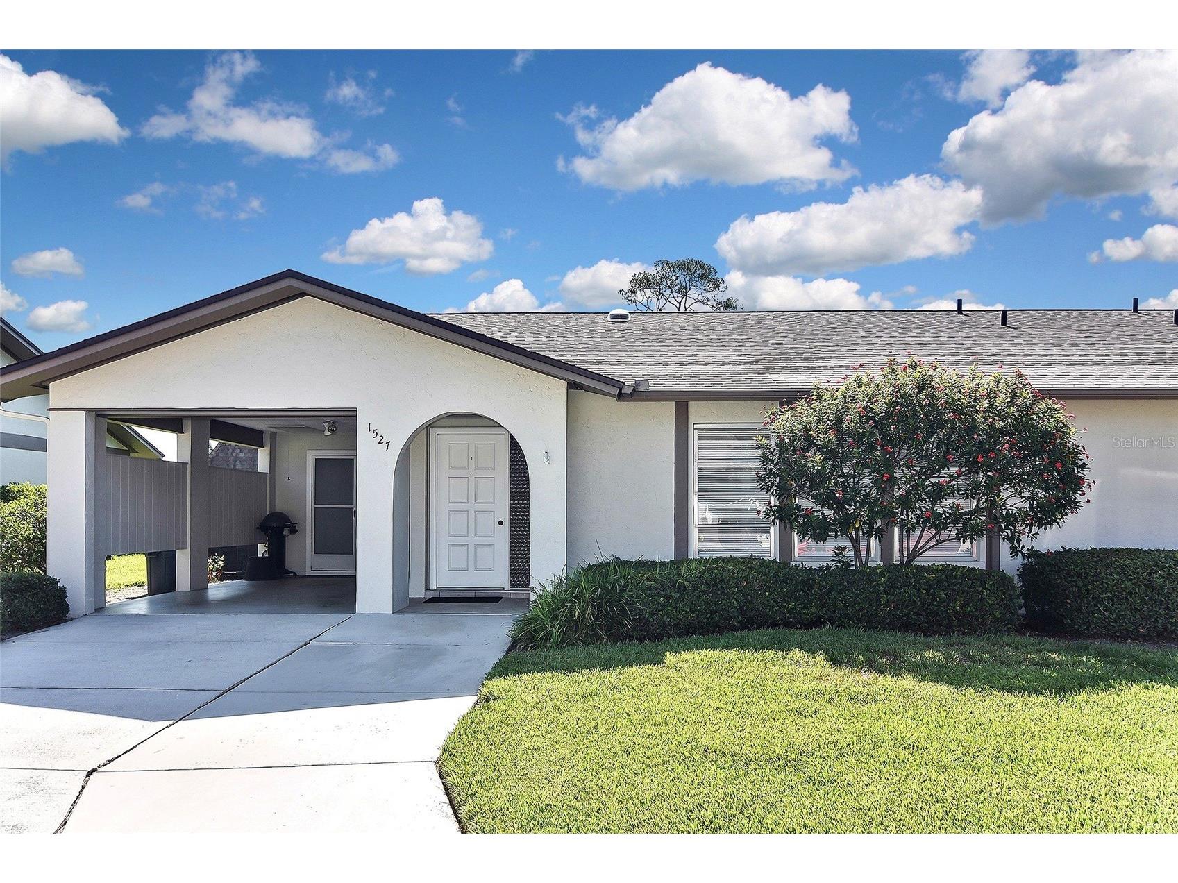 1527 Stewart Drive #115 Sarasota FL 34232 A4698913 image1