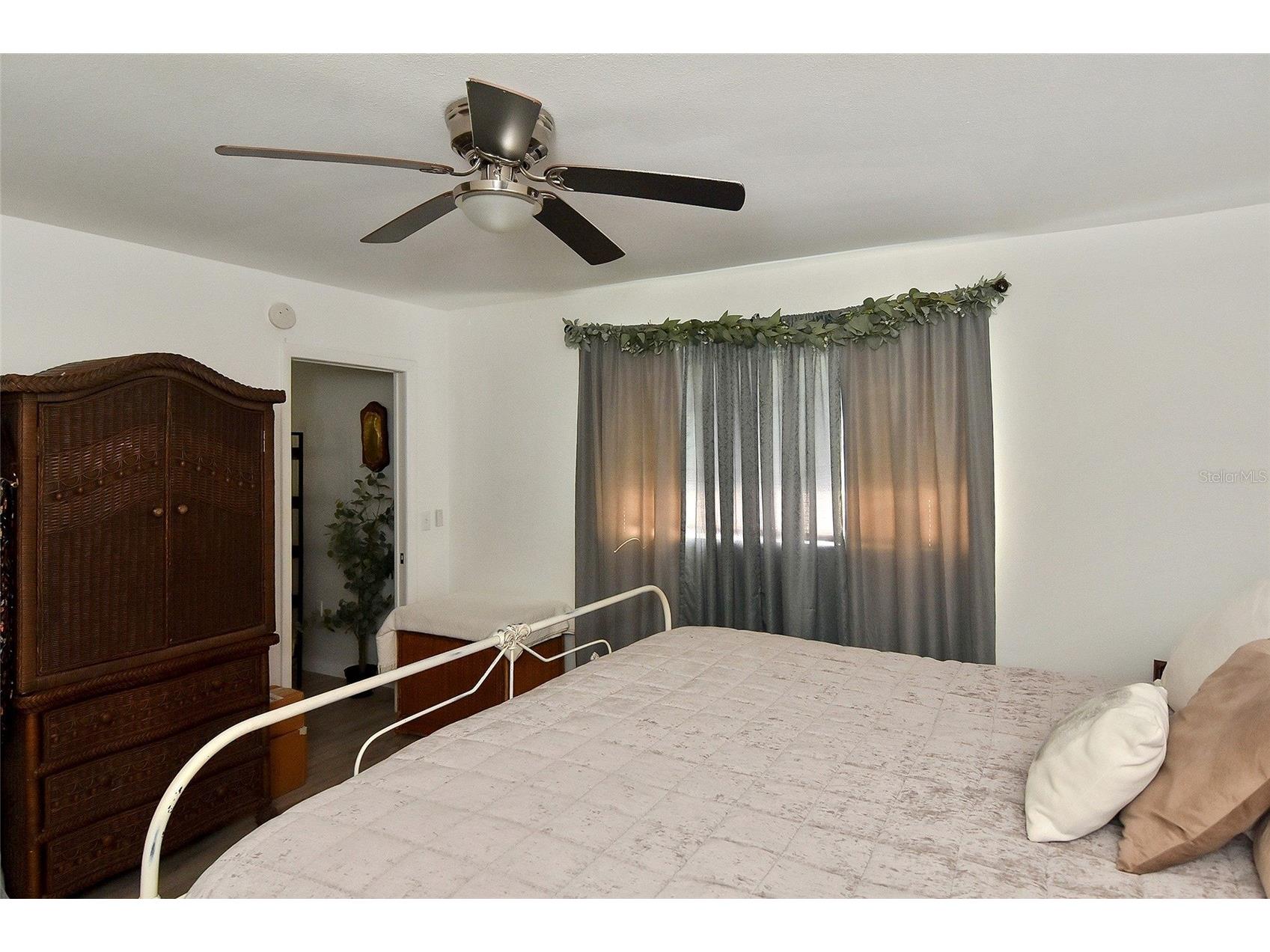 1527 Stewart Drive #115 Sarasota FL 34232 A4698913 image10