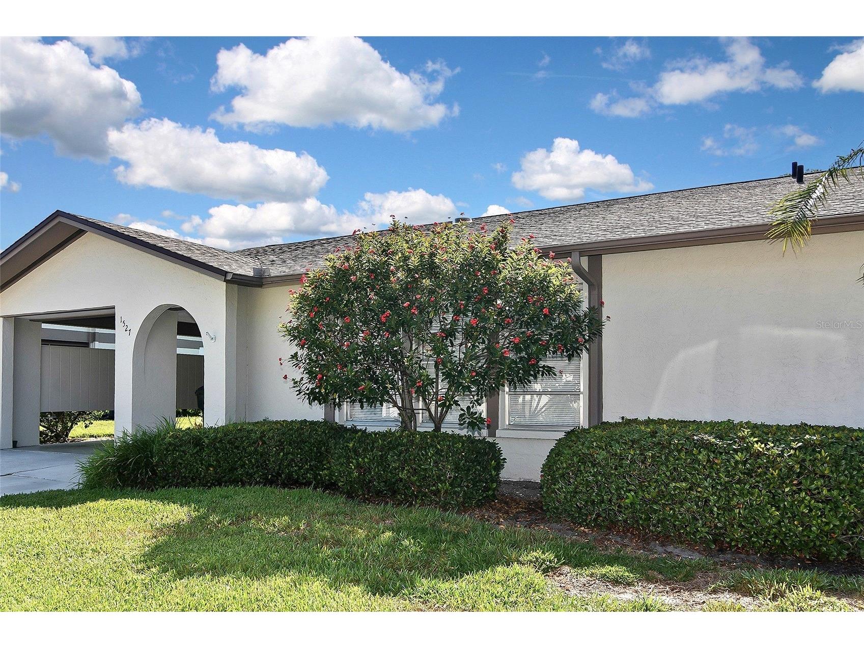 1527 Stewart Drive #115 Sarasota FL 34232 A4698913 image2