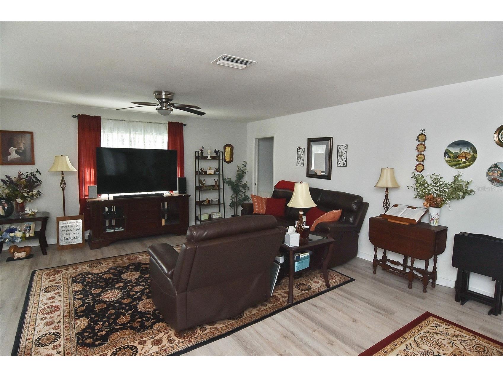 1527 Stewart Drive #115 Sarasota FL 34232 A4698913 image20
