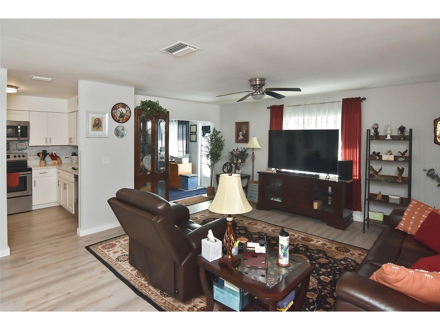 1527 Stewart Drive #115 Sarasota FL 34232 A4698913 image21