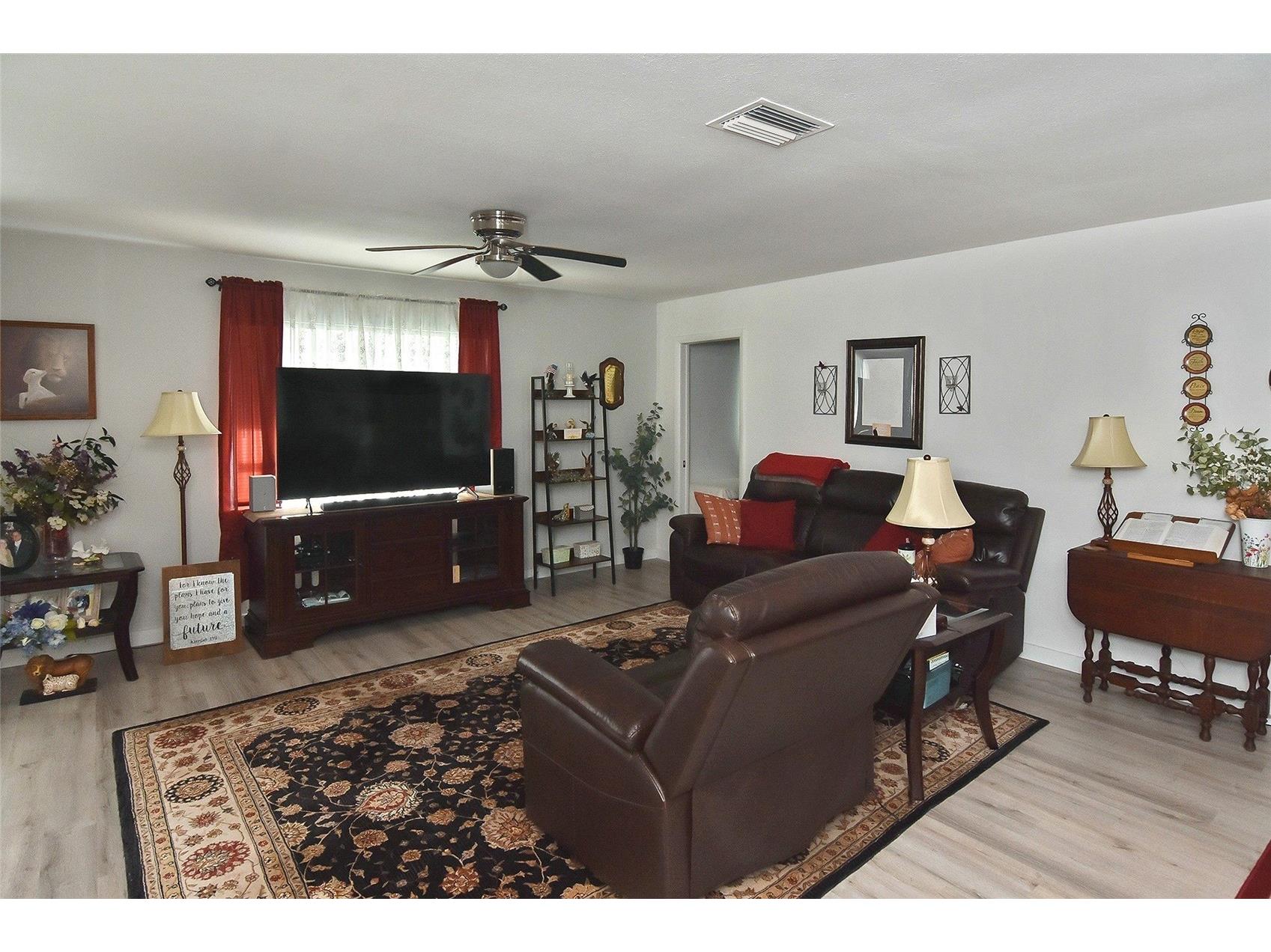 1527 Stewart Drive #115 Sarasota FL 34232 A4698913 image28