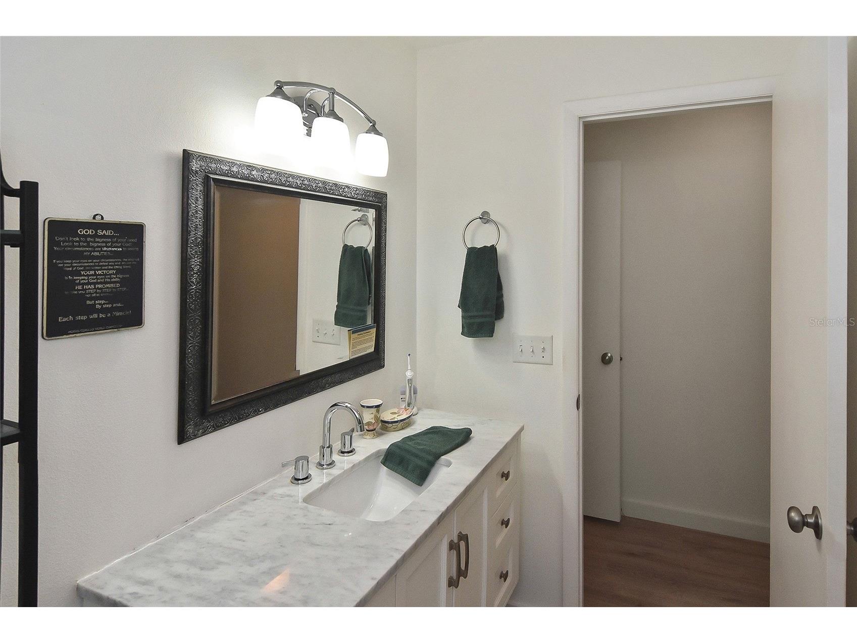 1527 Stewart Drive #115 Sarasota FL 34232 A4698913 image8