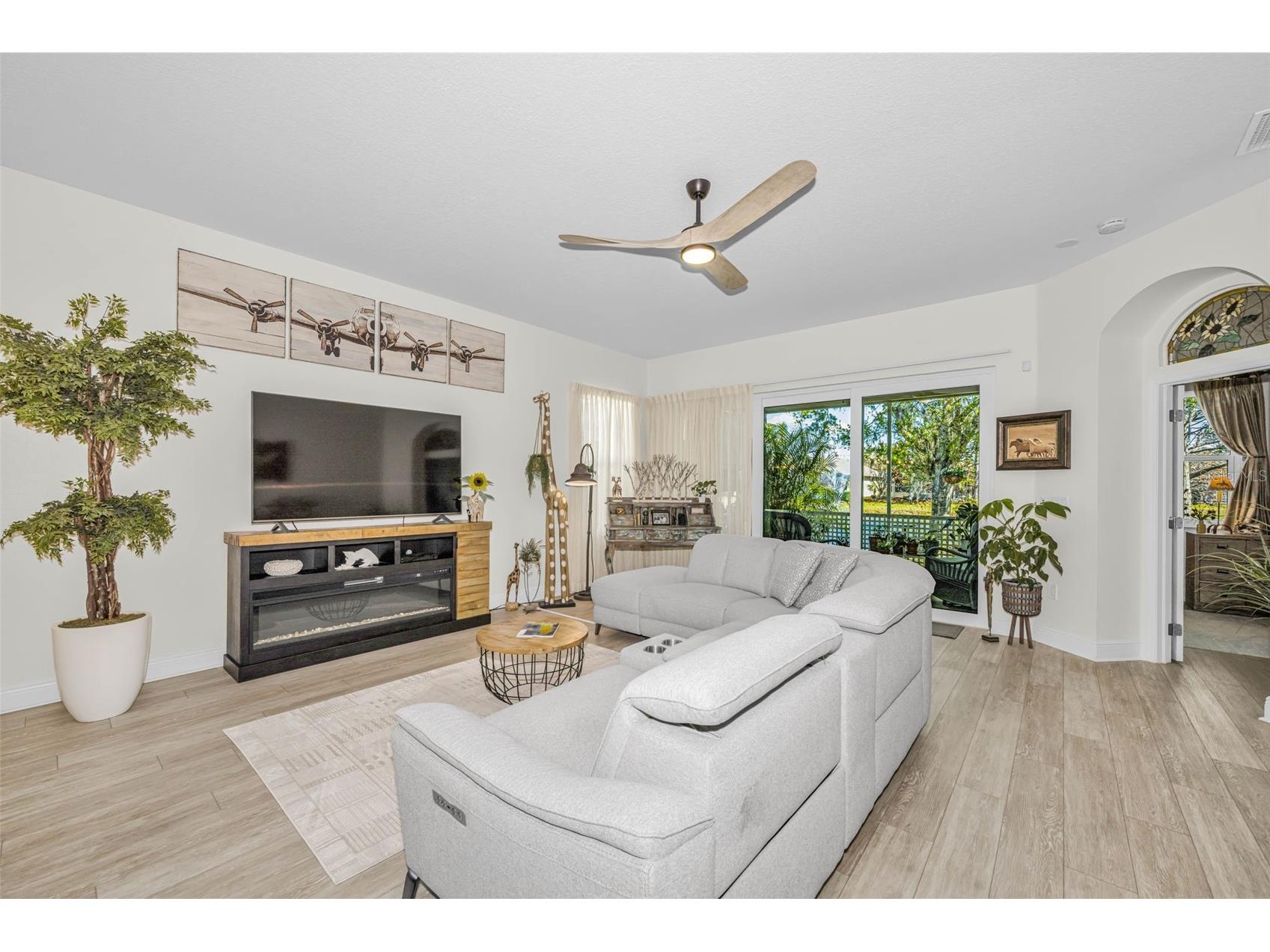 1527 Woodstream Drive Oldsmar FL 34677 TB8476648 image12