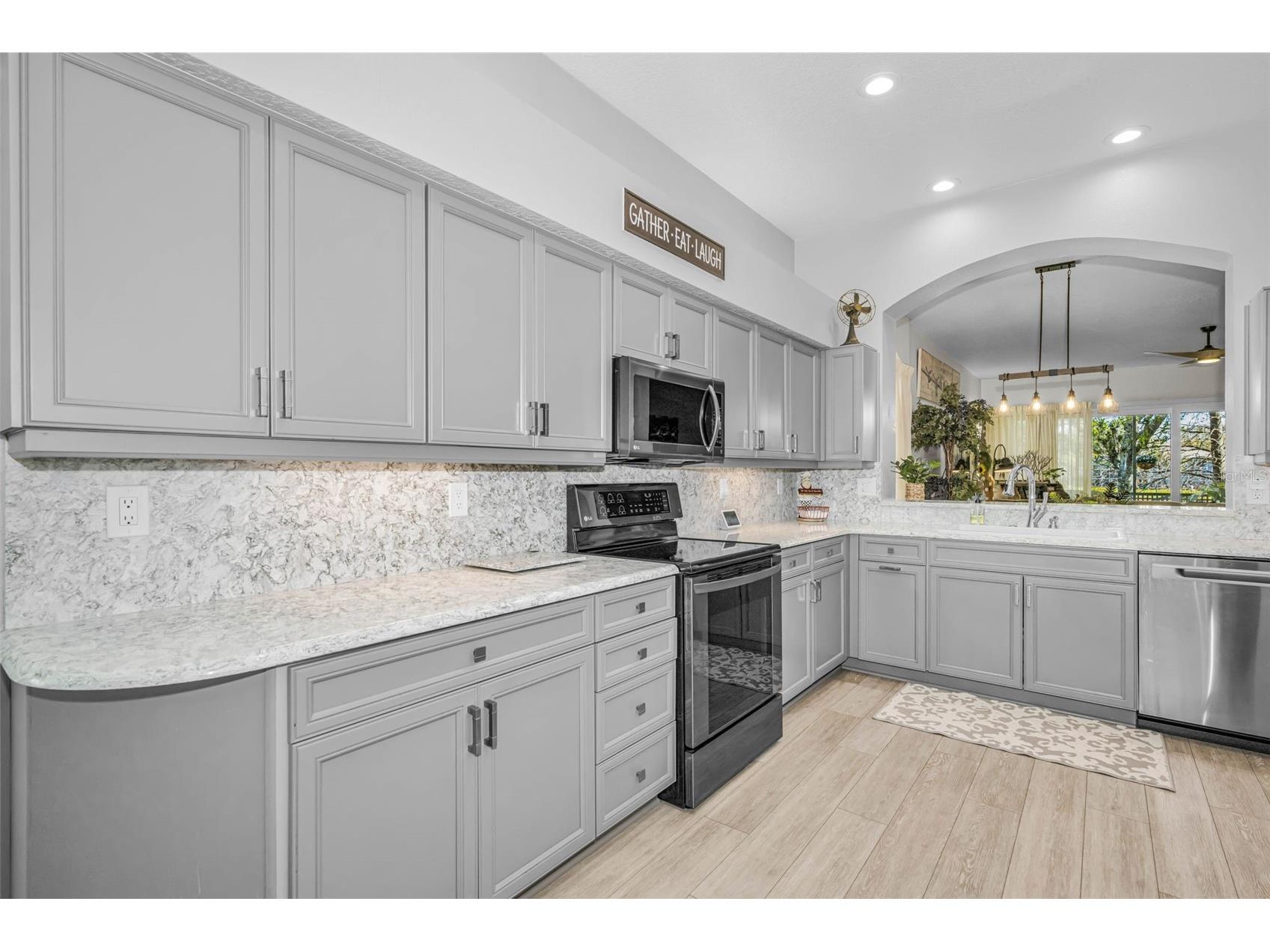 1527 Woodstream Drive Oldsmar FL 34677 TB8476648 image24