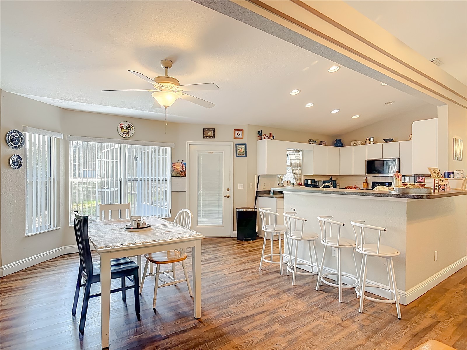 15271 SE 24th Street Road Ocklawaha FL 32179 OM719662 image19