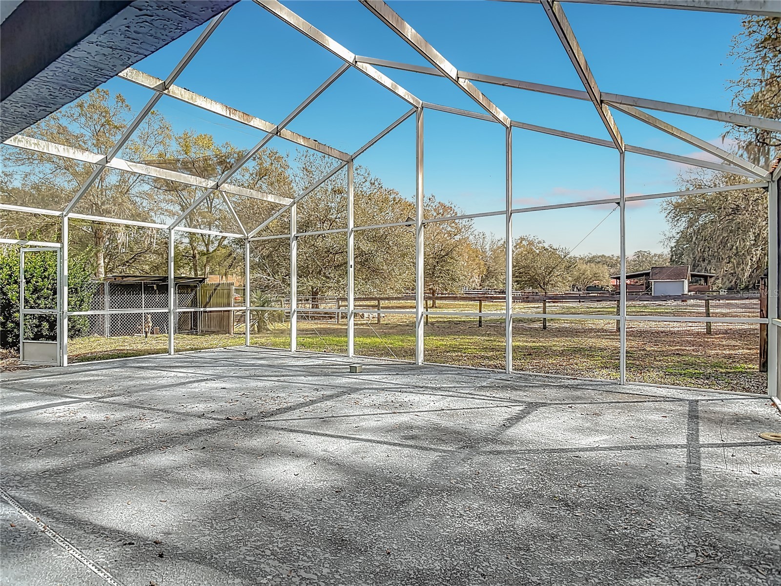 15271 SE 24th Street Road Ocklawaha FL 32179 OM719662 image45