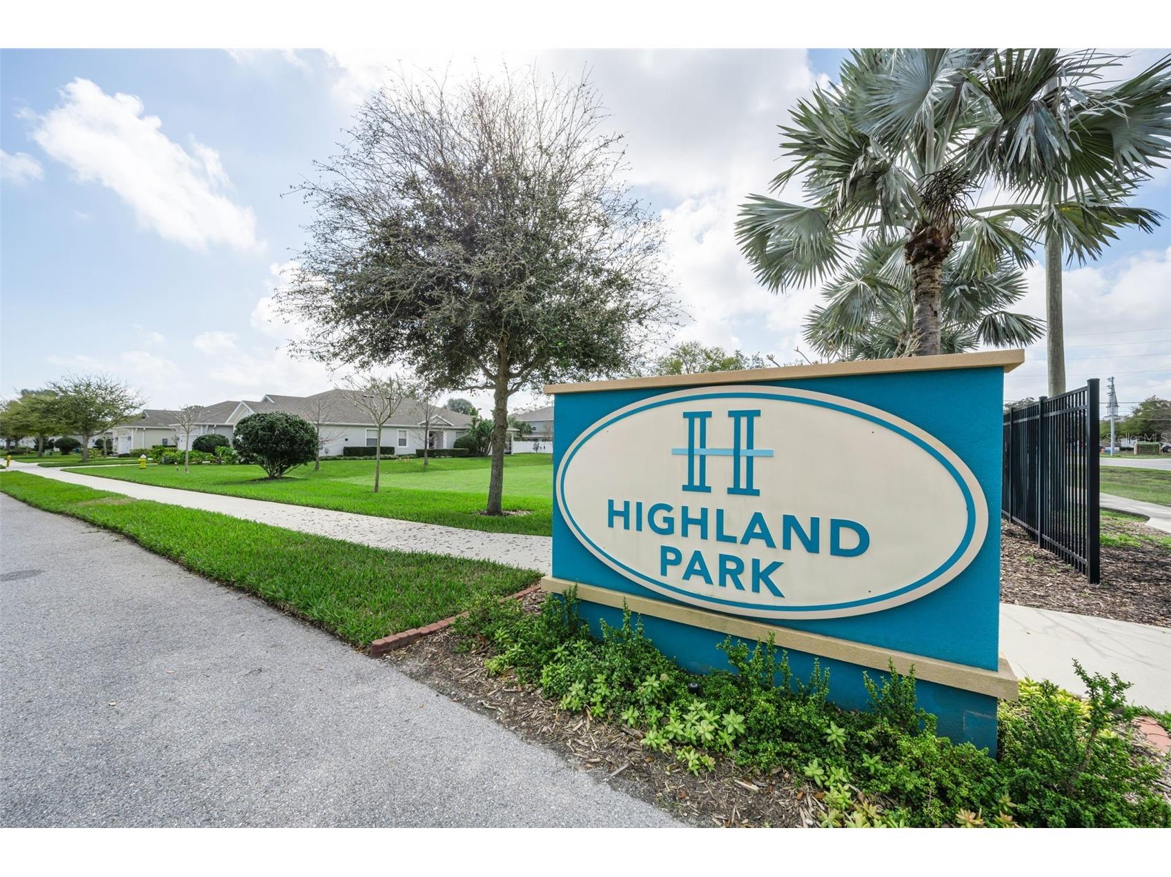 1528 Highland Park Drive Largo FL 33756 TB8482903 image40