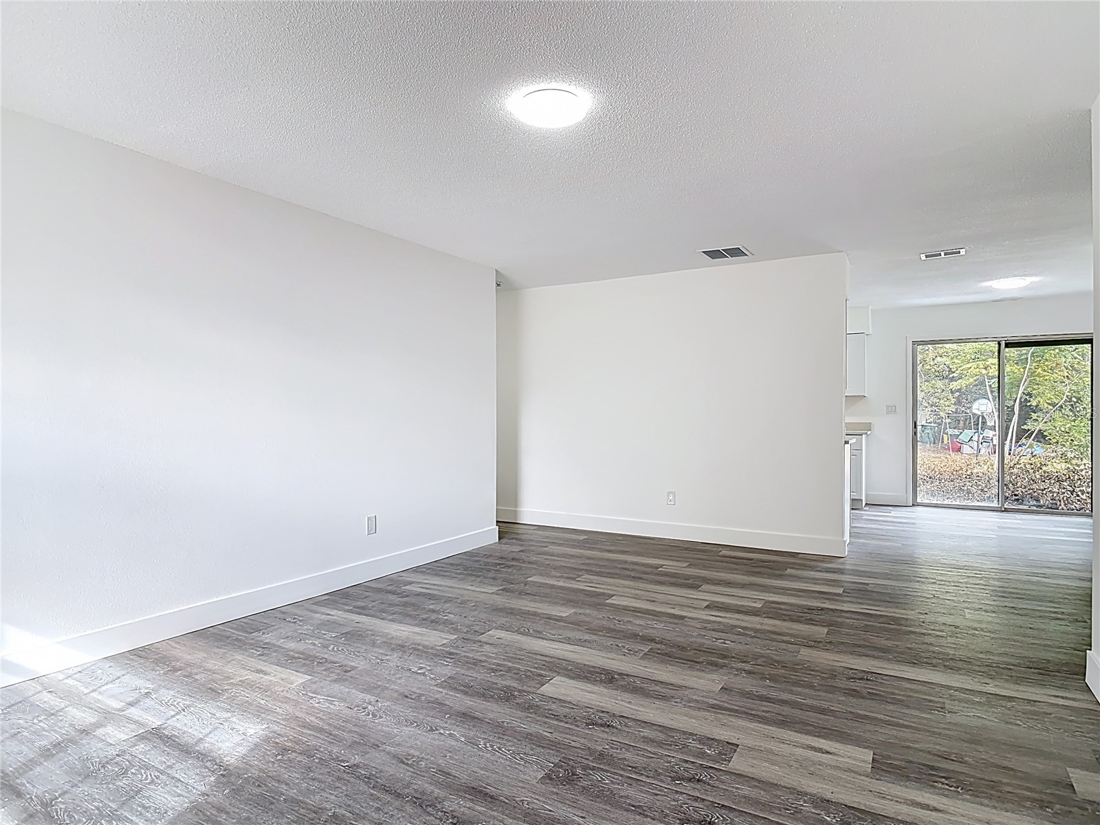 1528 N Normandy Boulevard Deltona FL 32725 TB8460124 image7